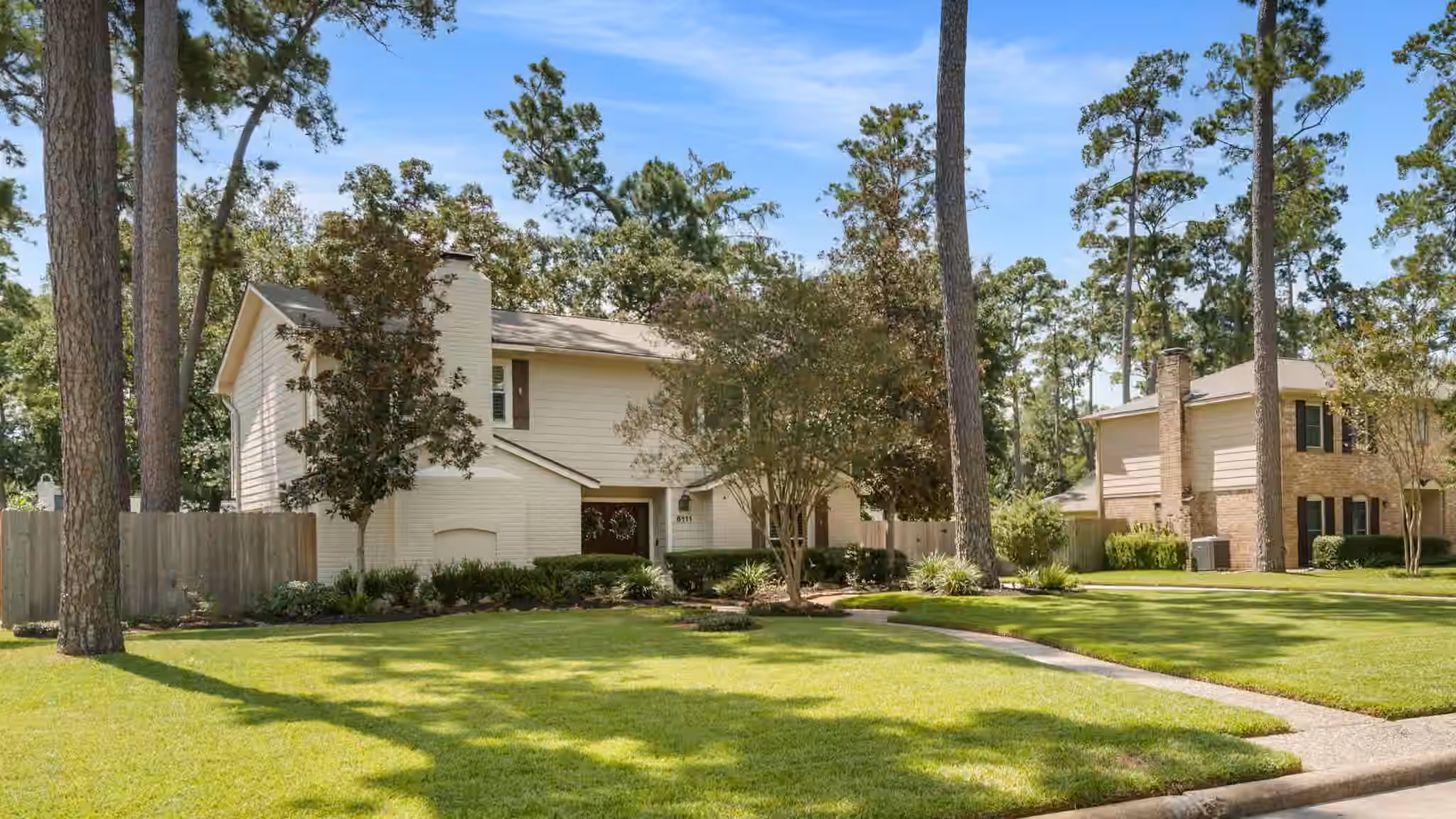 Photo 2 of 6111 Hickorycrest Drive, Spring, TX