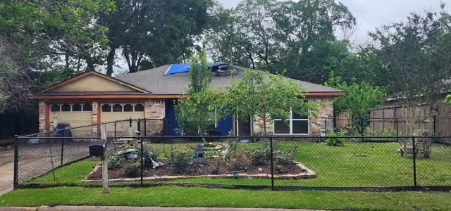 Photo of 8719 James Lane, Hitchcock, TX