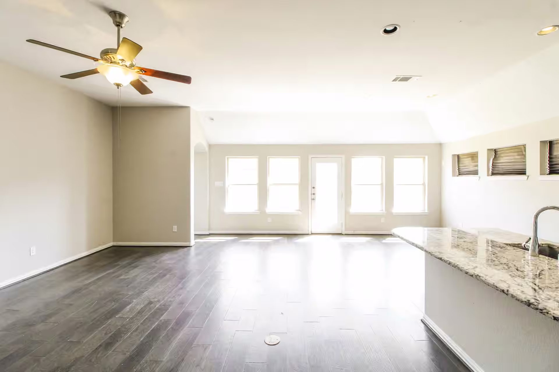Photo 5 of 12519 Tamaron Drive, Texas City, TX