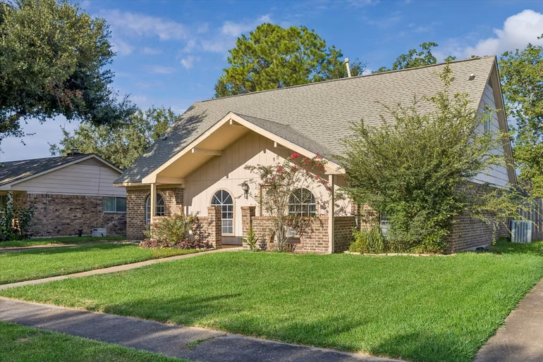Photo of 3111 Apple Drive, Missouri City, TX 77459
