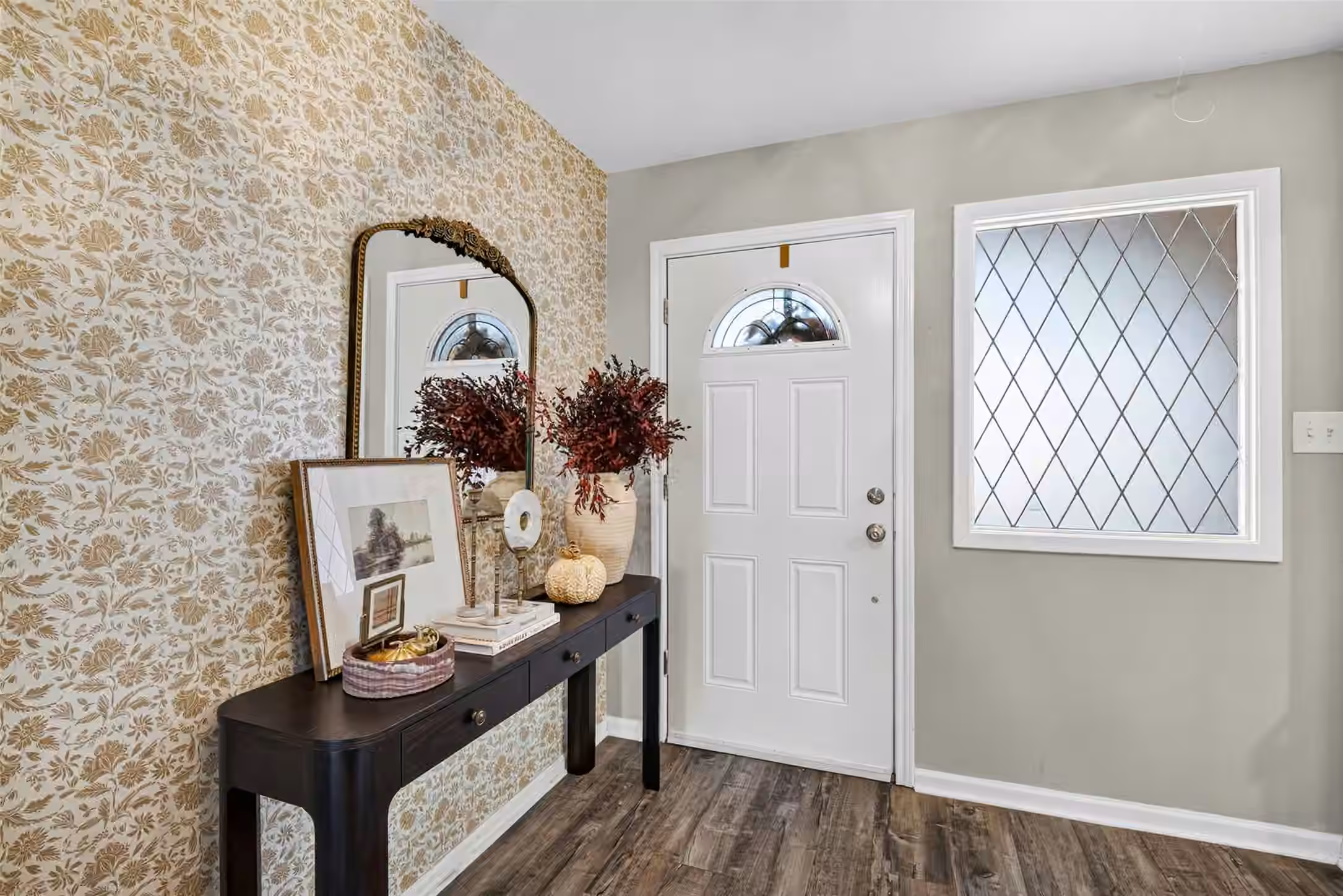 Photo 2 of 4027 Shady Springs Drive, Seabrook, TX