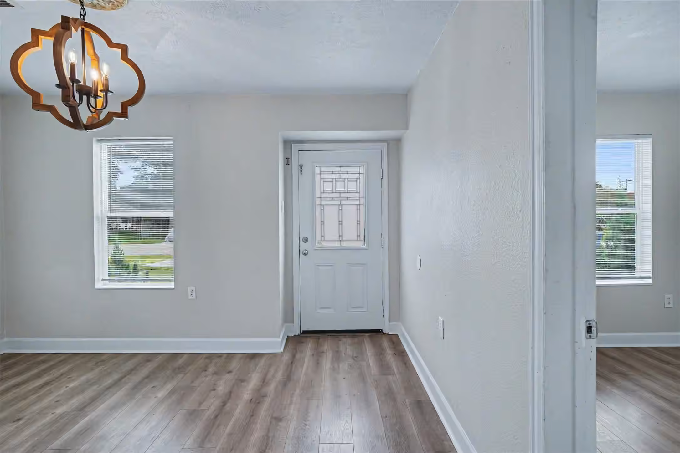 Photo 3 of 2523 7th Avenue N, Texas City, TX