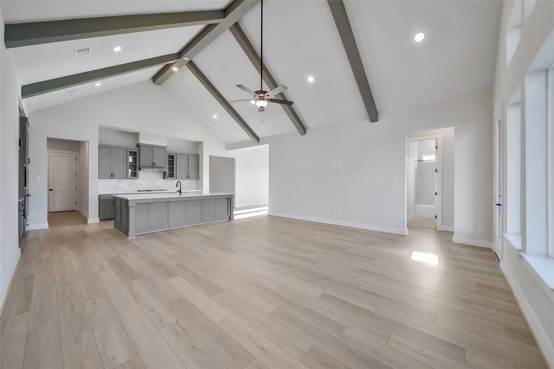 Photo 5 of 4519 Magnolia Bend Drive, Rosharon, TX
