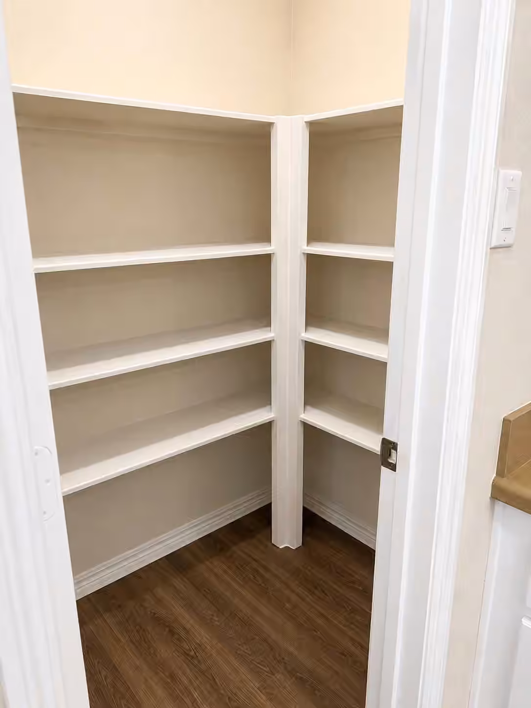 Photo 5 of 9735 Raisbeck, Houston, TX