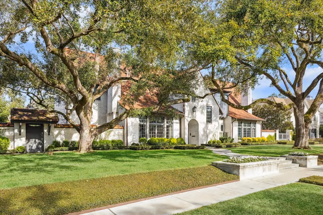 Photo of 2520 Del Monte Drive, Houston, TX 77019