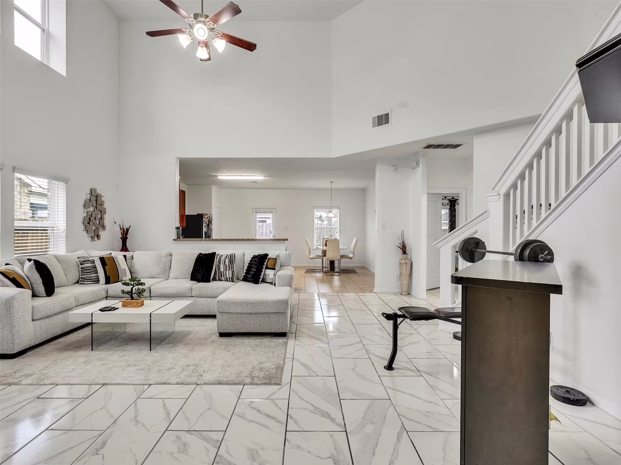 Photo 5 of 11322 Thompson Bend Drive, Humble, TX