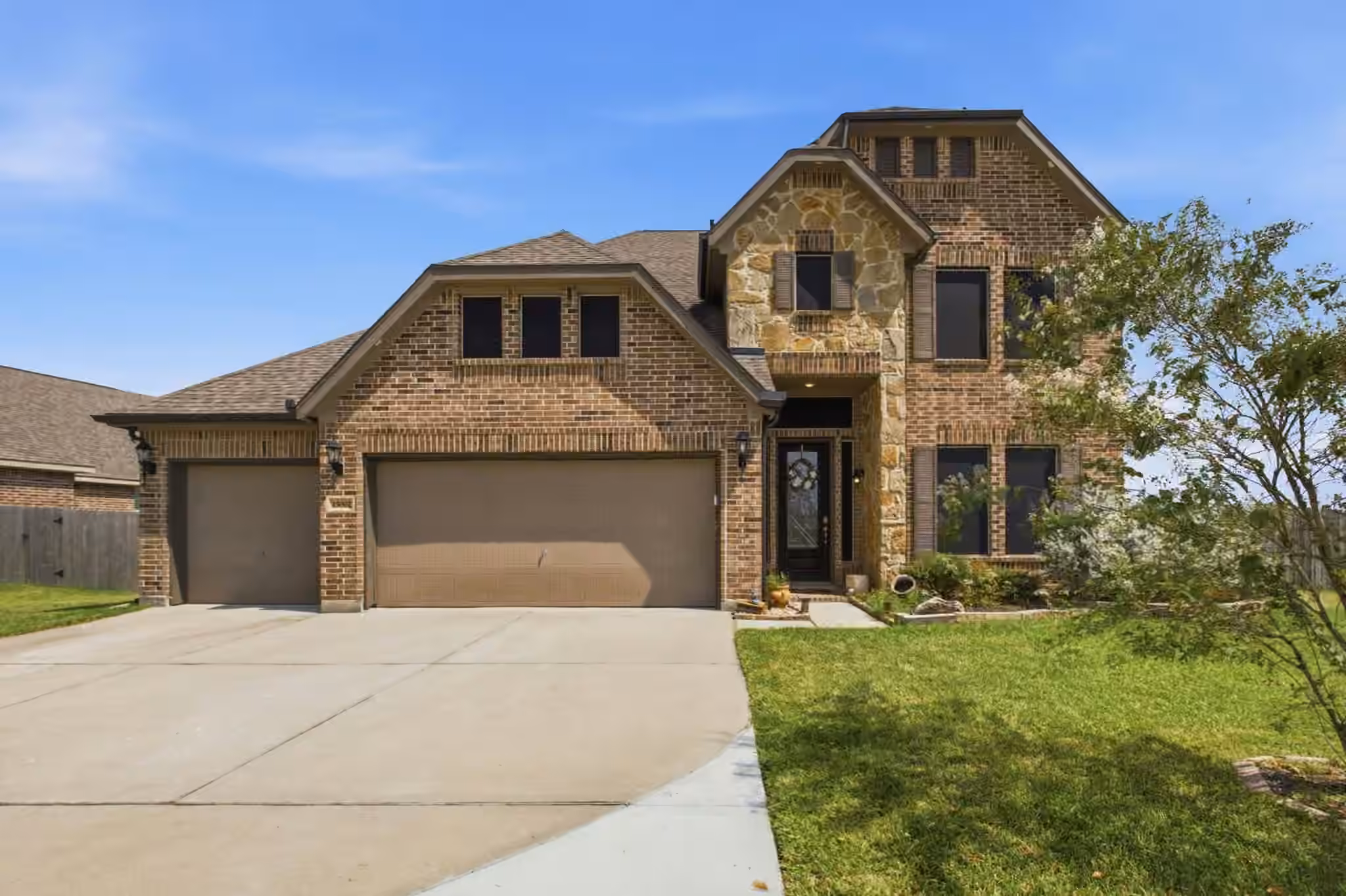 Photo of 15002 Gulfstream Park Avenue, Baytown, TX 77523