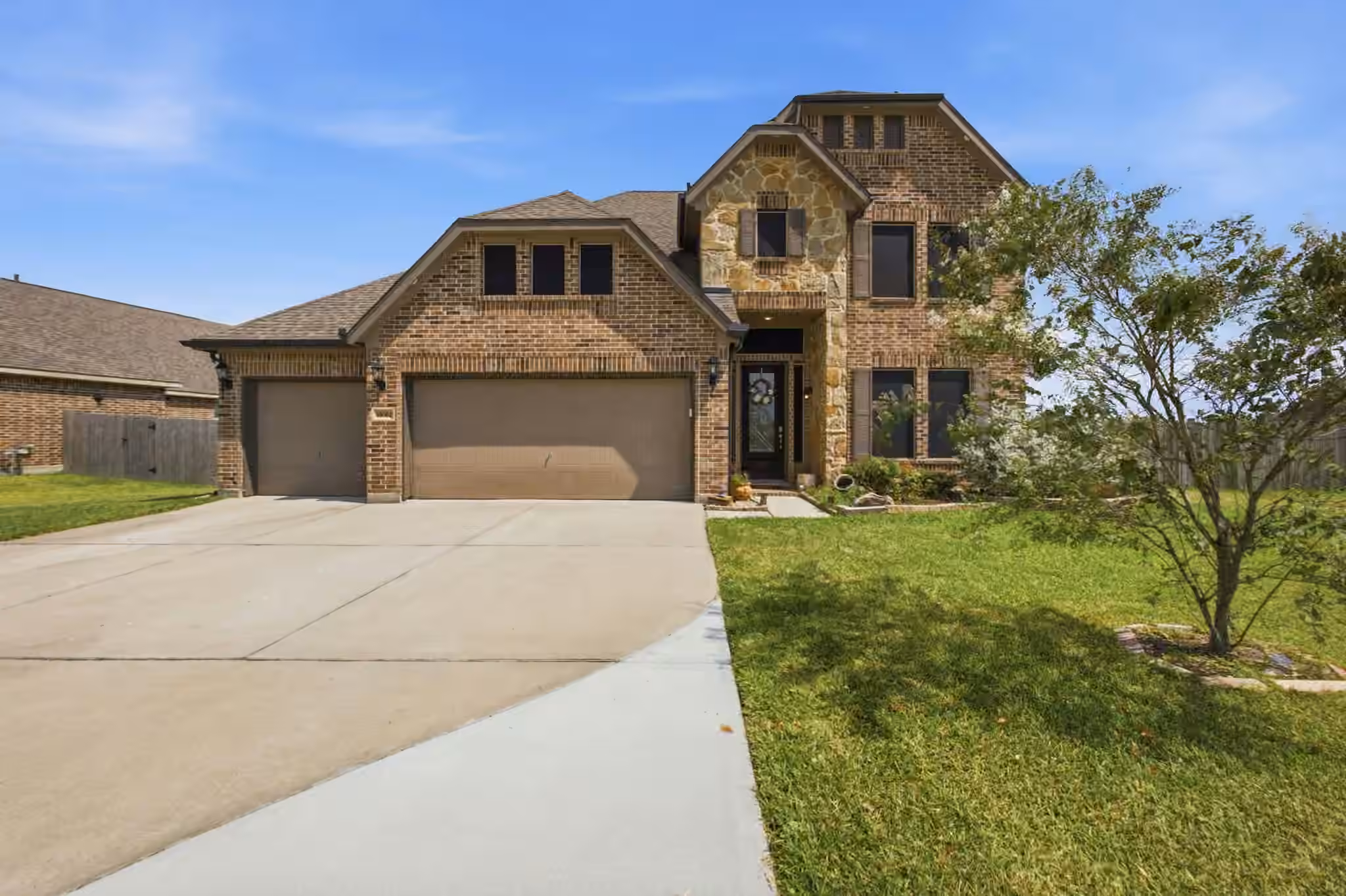 Photo 2 of 15002 Gulfstream Park Avenue, Baytown, TX
