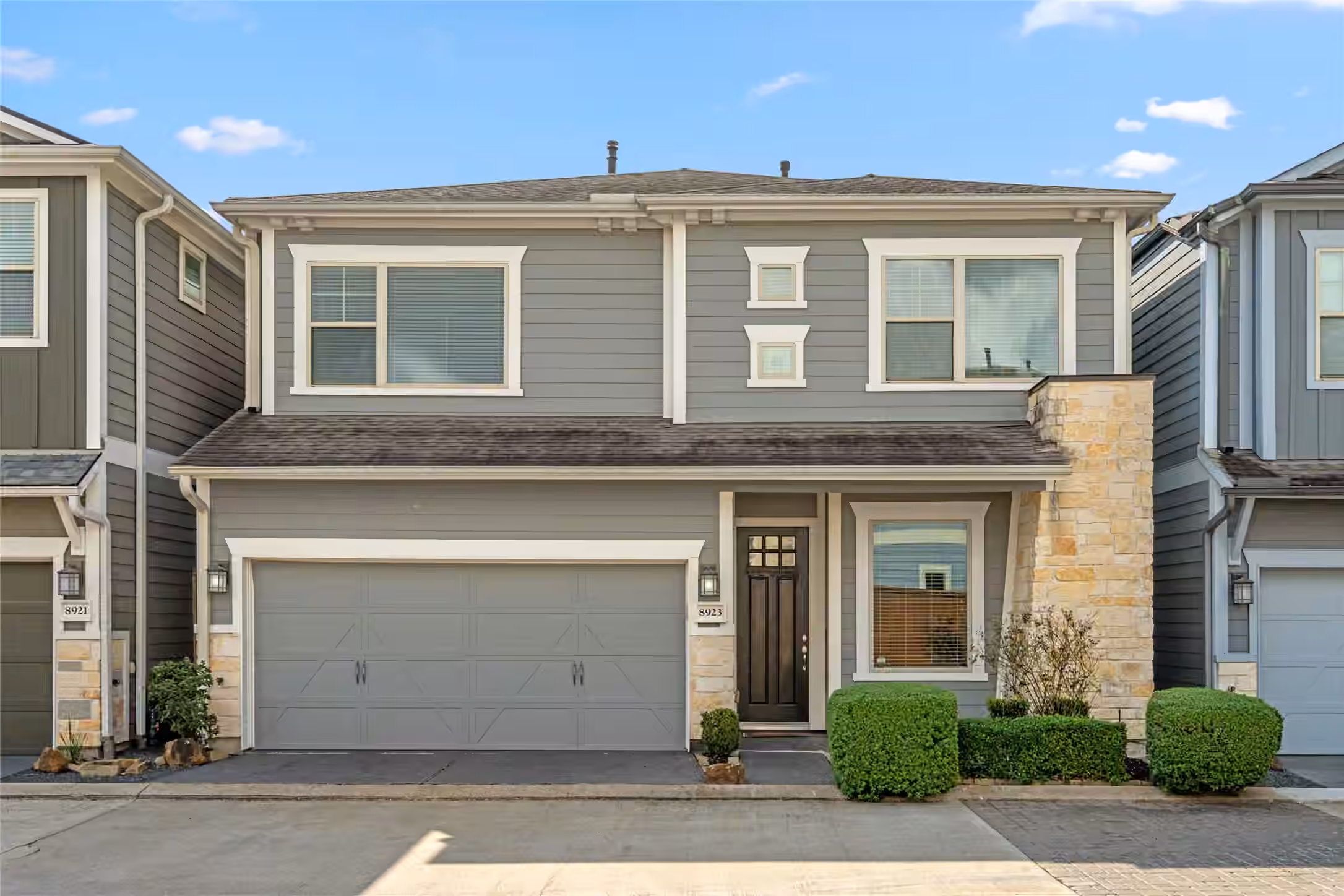Photo 2 of 8923 Highgate Lane, Houston, TX