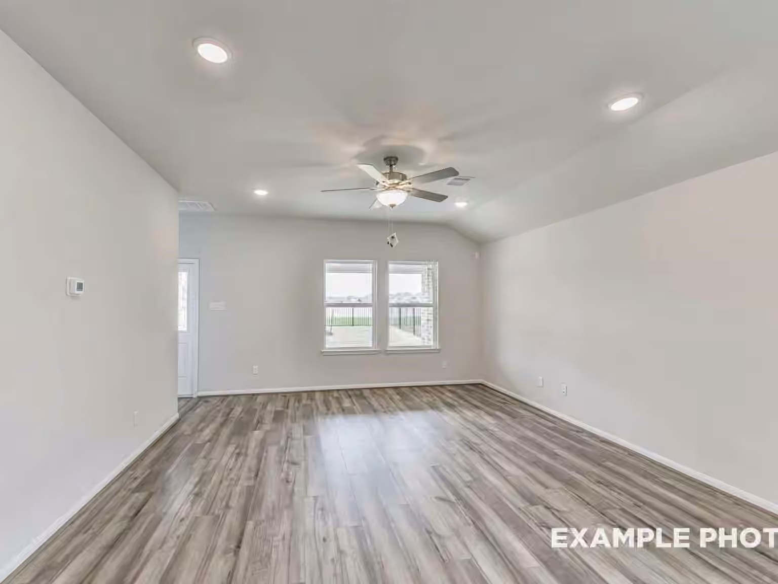 Photo 3 of 107 Sabinal Lane, Dayton, TX