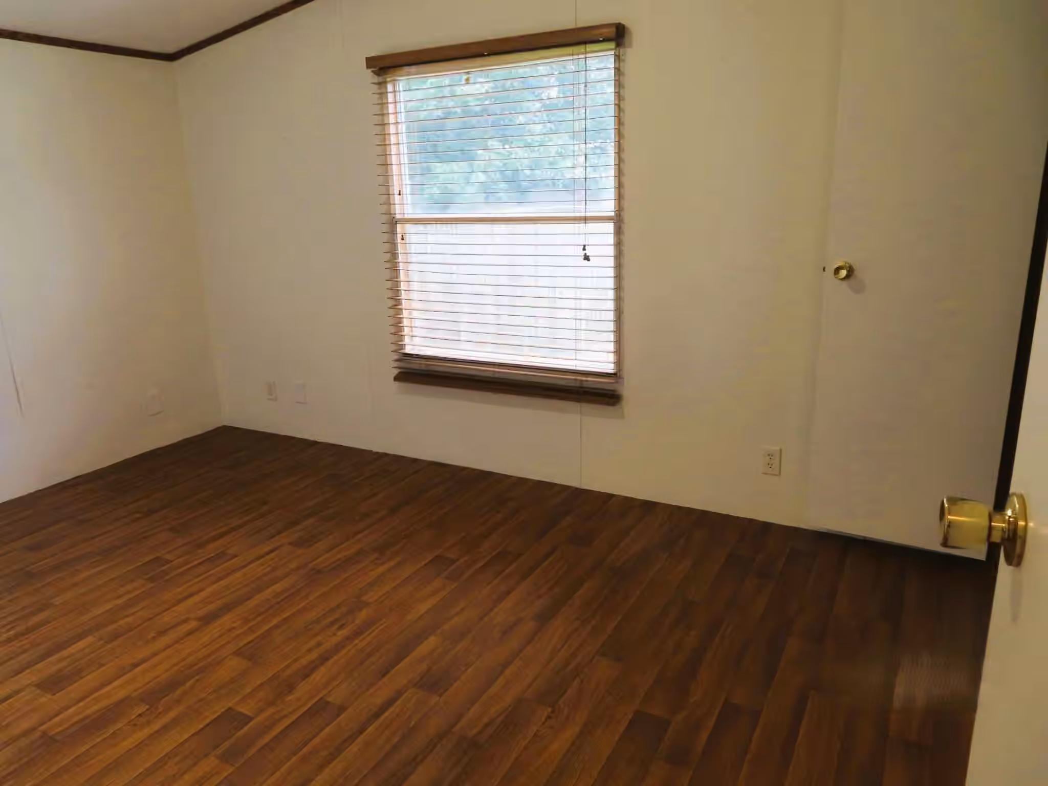Photo 5 of 16448 Hill Country Drive, Conroe, TX
