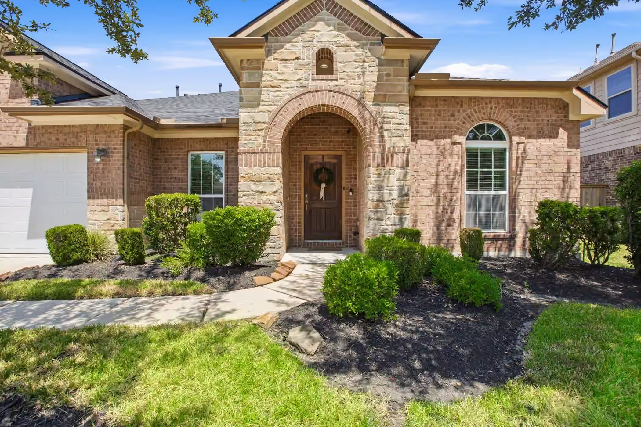 Photo 2 of 9731 Carina Forest Court, Humble, TX