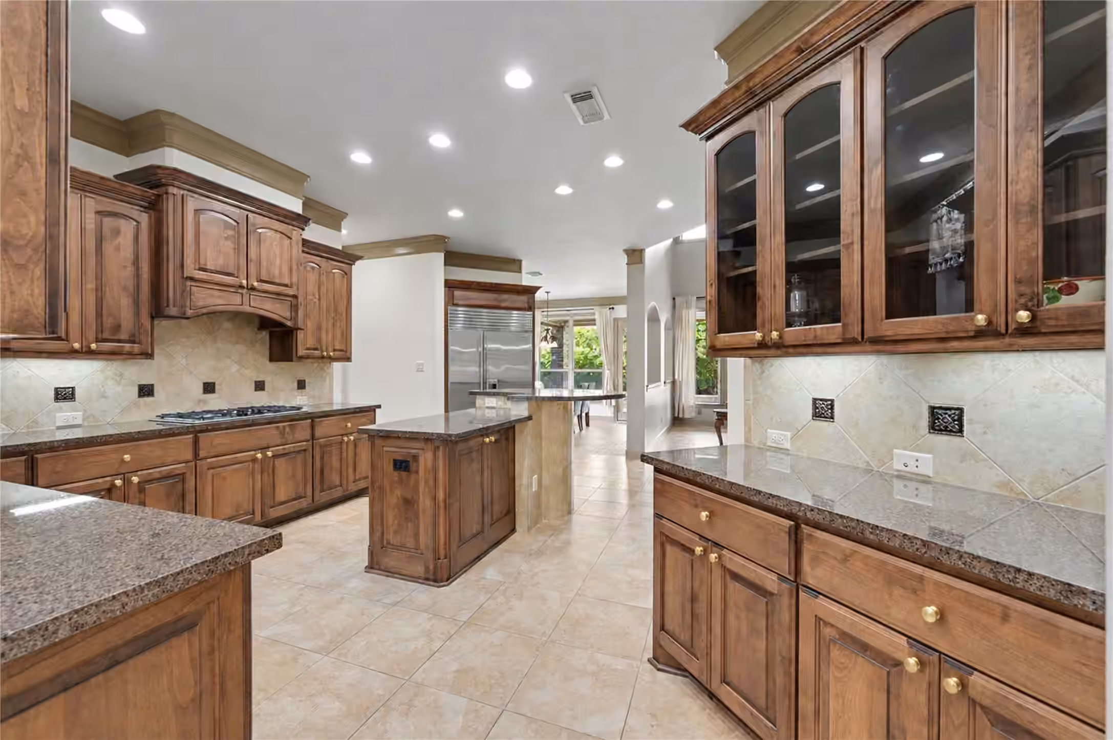 Photo of 90 Player Oaks Place, The Woodlands, TX 77382