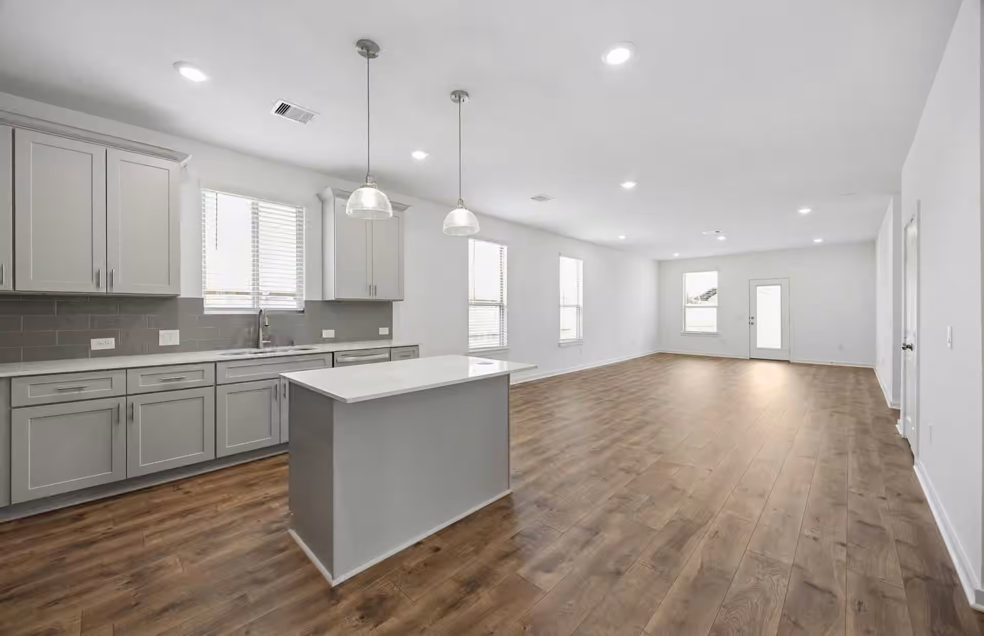 Photo 4 of 6106 Bayou Birch Lane, Baytown, TX