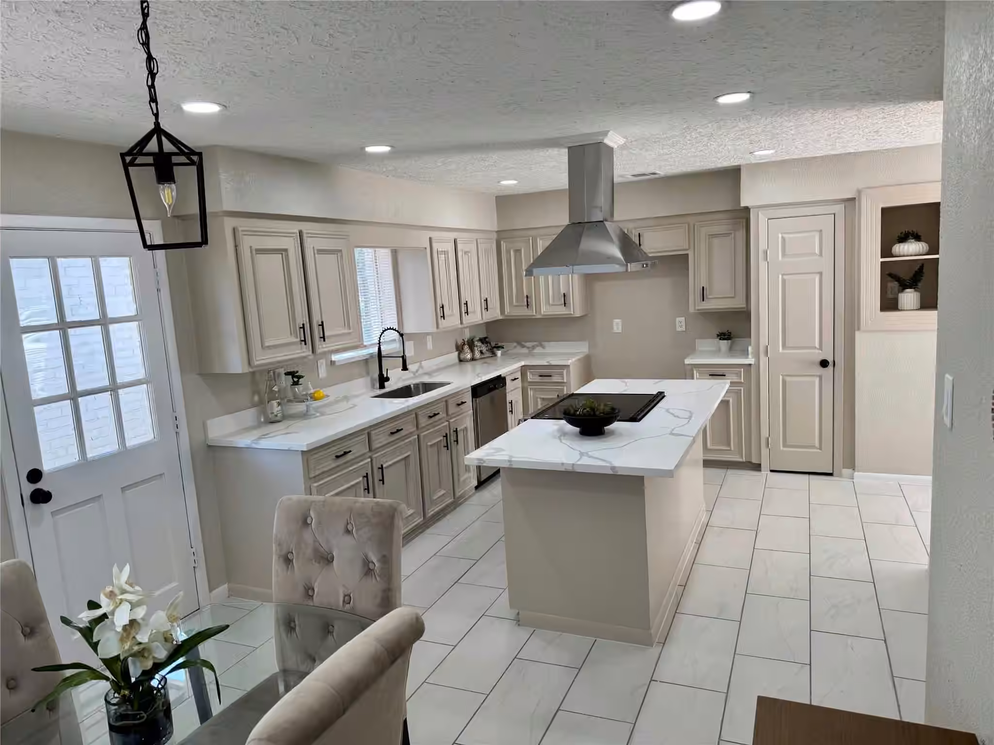 Photo 5 of 4231 Meadowbank Drive, Seabrook, TX