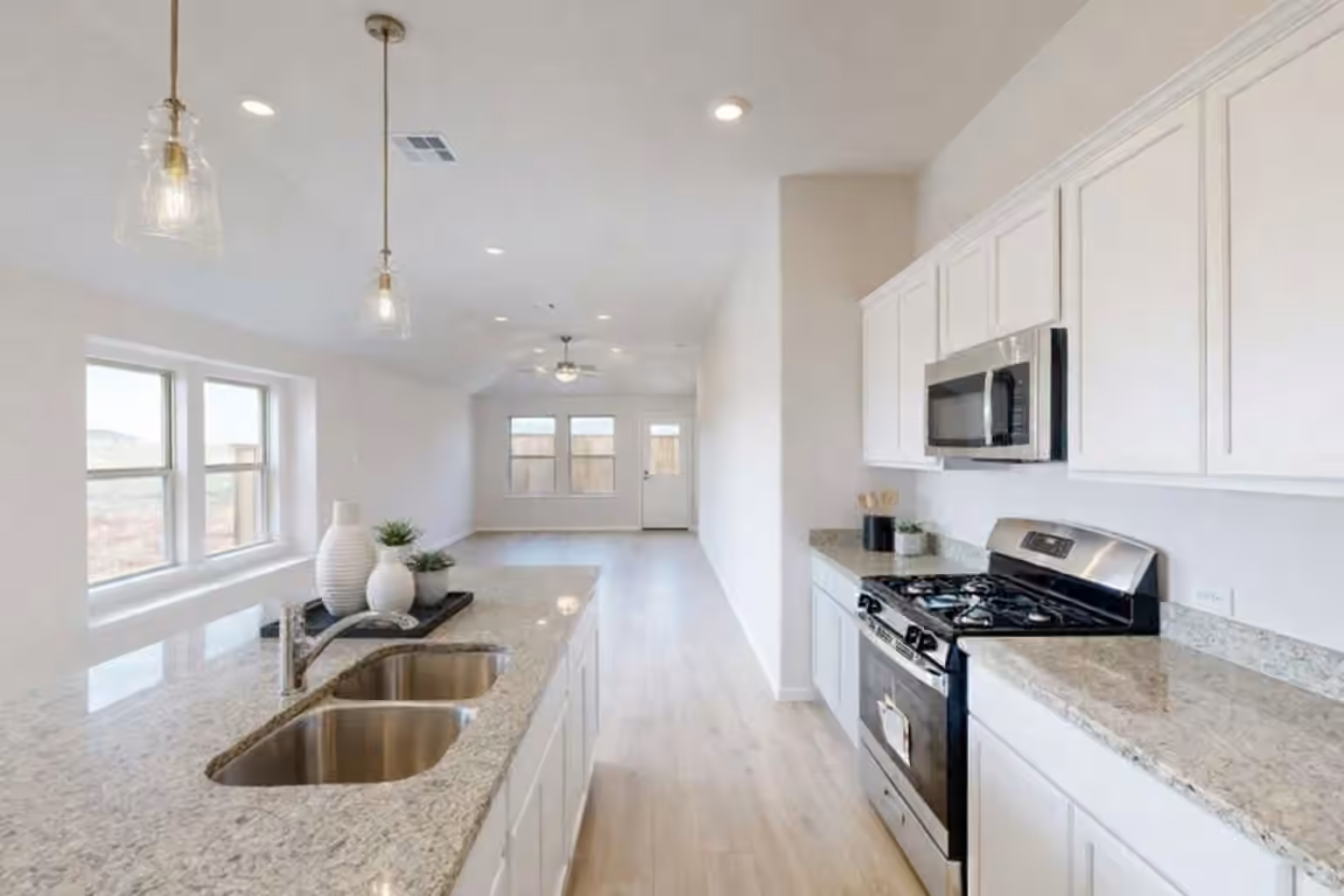 Photo 7 of 21239 Jacaranda Blossom Way, Tomball, TX