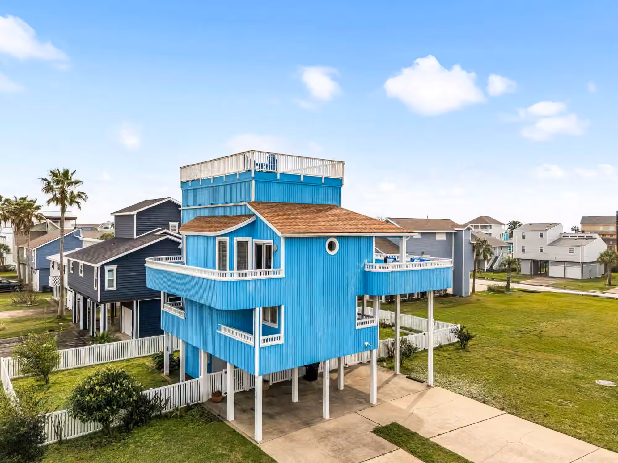 Photo of 13649 Pirates Beach Boulevard, Galveston, TX