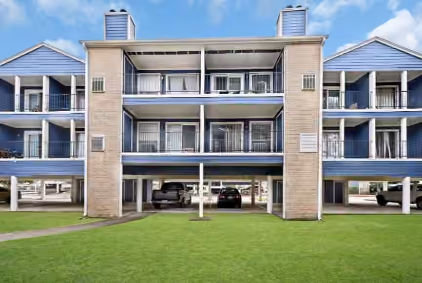 Photo of 18519 Egret Bay Boulevard 1803, Webster, TX