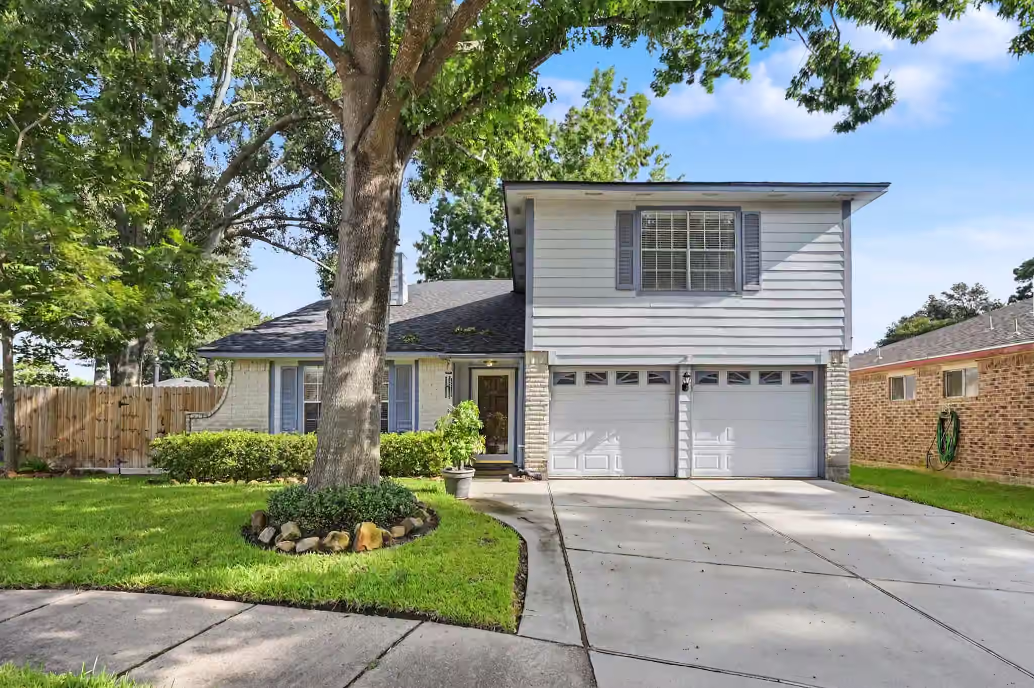 Photo of 4926 Edinston Place, Spring, TX 77388