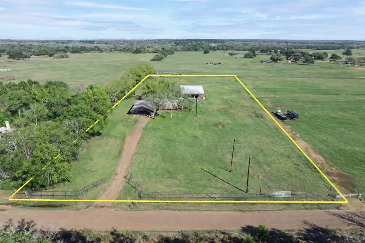 Photo 5 of 1055 CR 214, Weimar, TX