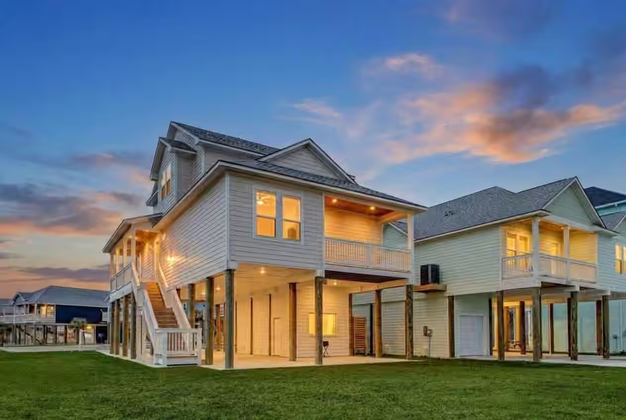 Photo 2 of 4010 Miramar Court, Galveston, TX