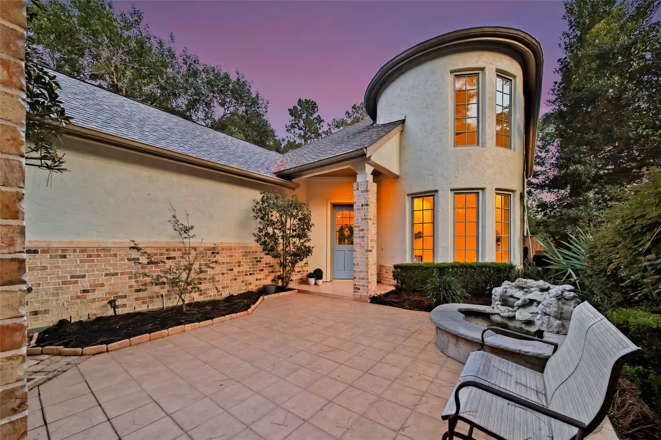 Photo 4 of 1302 Avon Way, Houston, TX