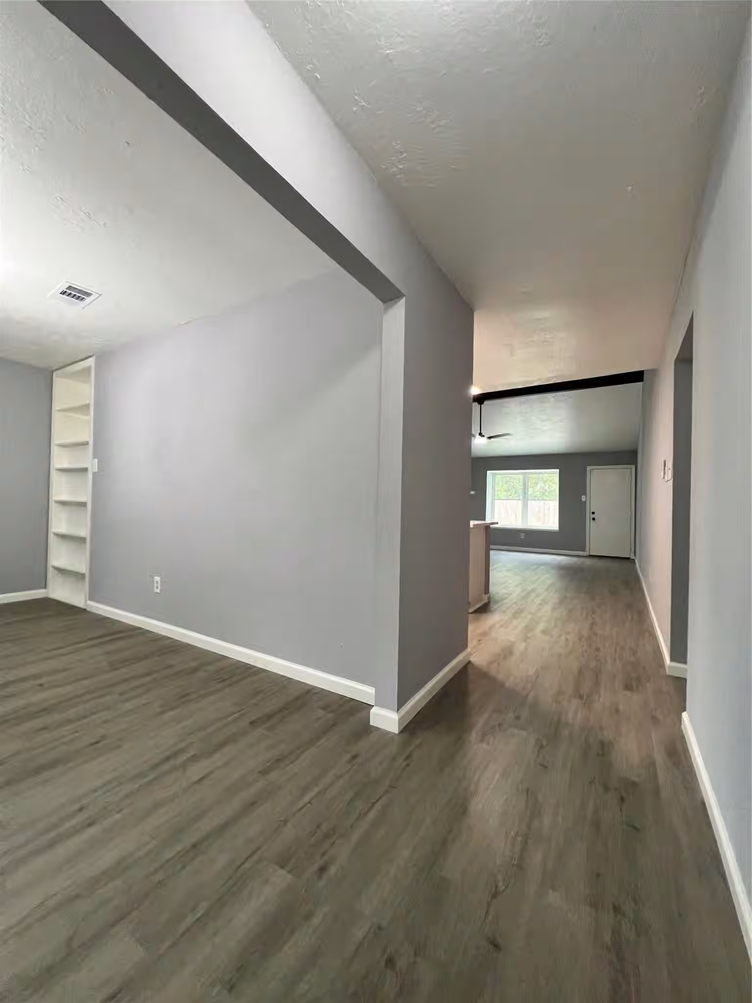 Photo 5 of 9587 Sutter Park Lane, Houston, TX