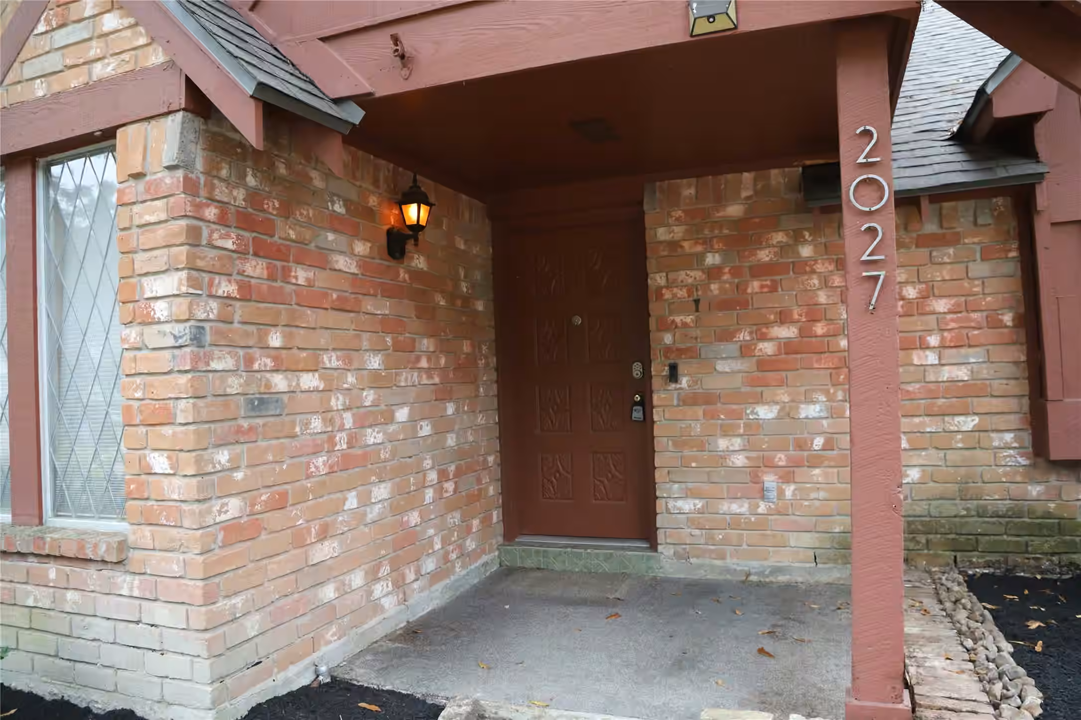 Photo 5 of 2027 Shadow Rock Drive, Houston, TX