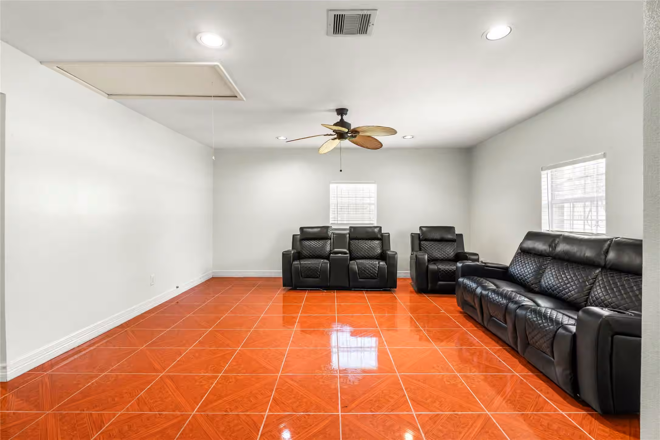 Photo 5 of 2120 Vance Street, Houston, TX