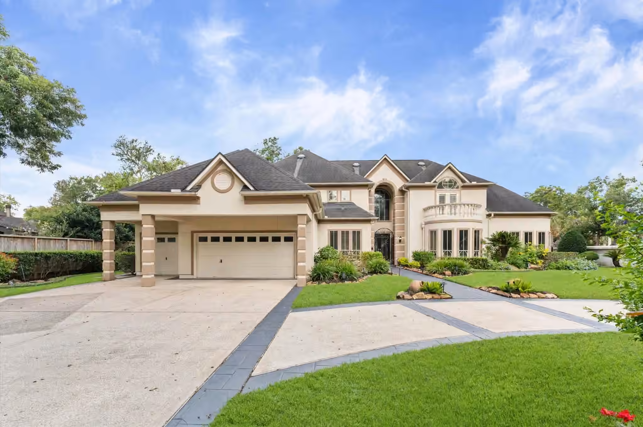 Photo 6 of 1830 Forest Gate Circle, Sugar Land, TX