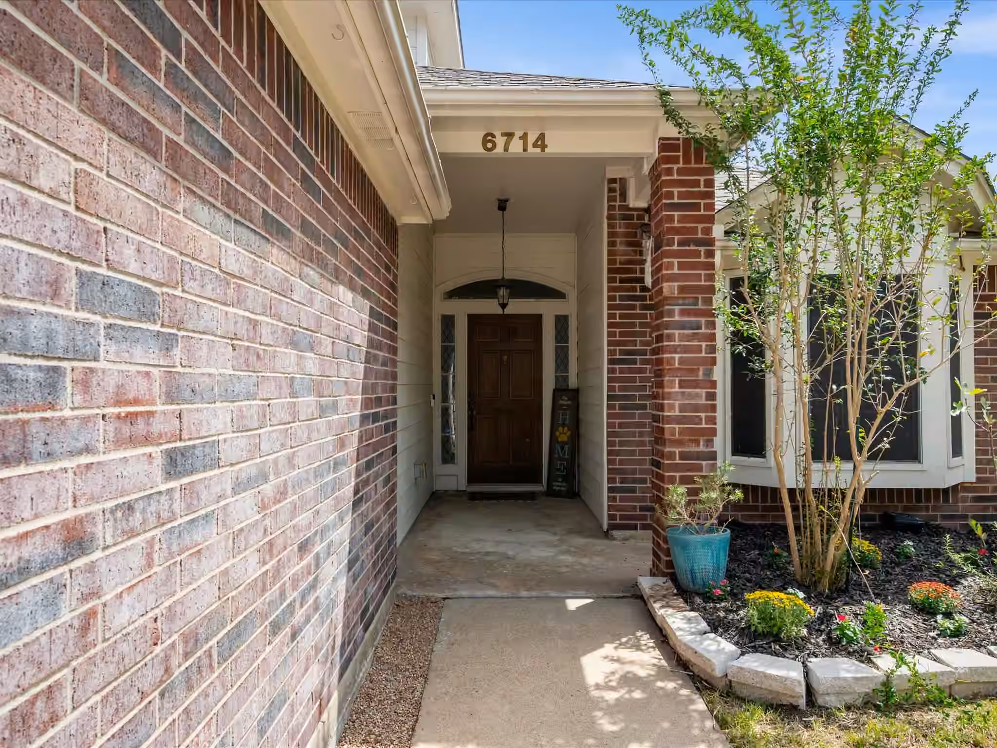 Photo 5 of 6714 Hertford Park Drive, Houston, TX