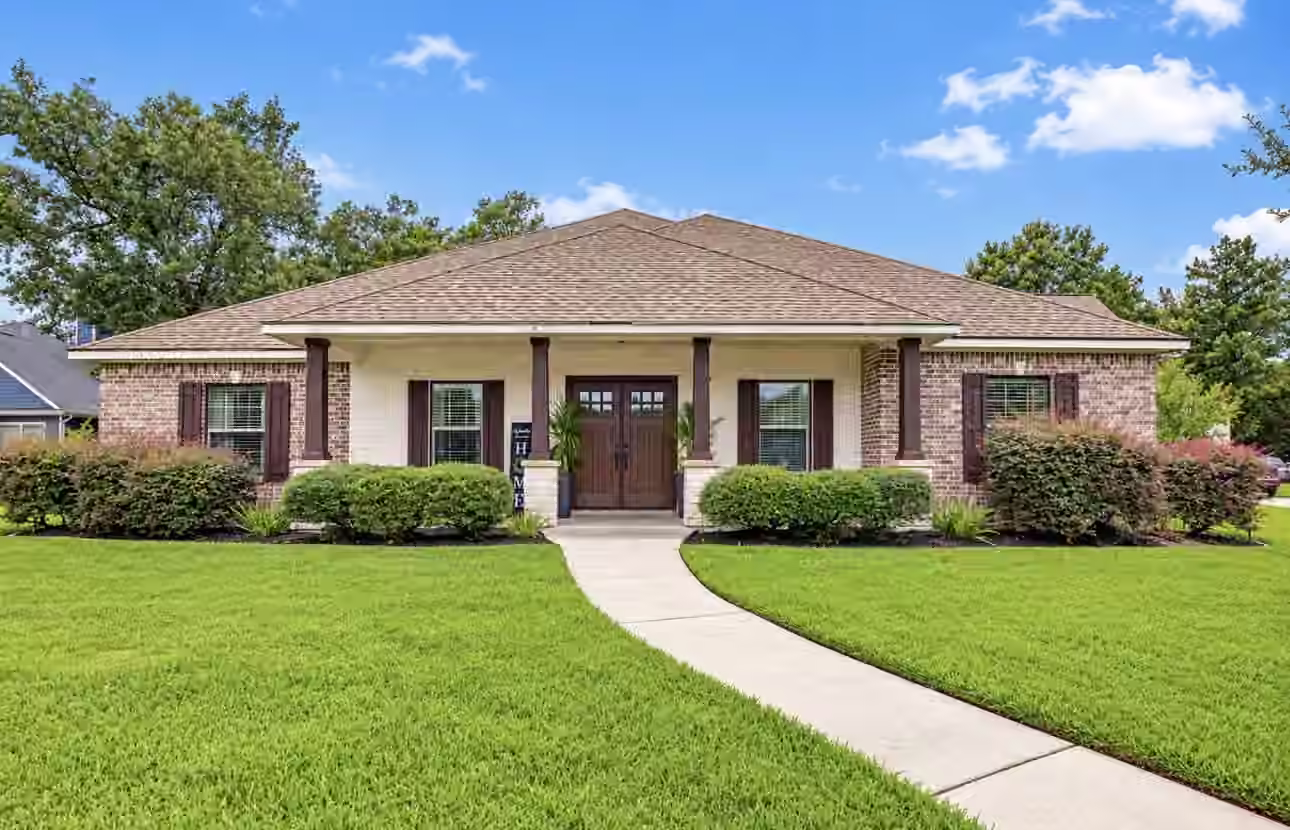Photo of 6319 Nowlin Drive, Baytown, TX