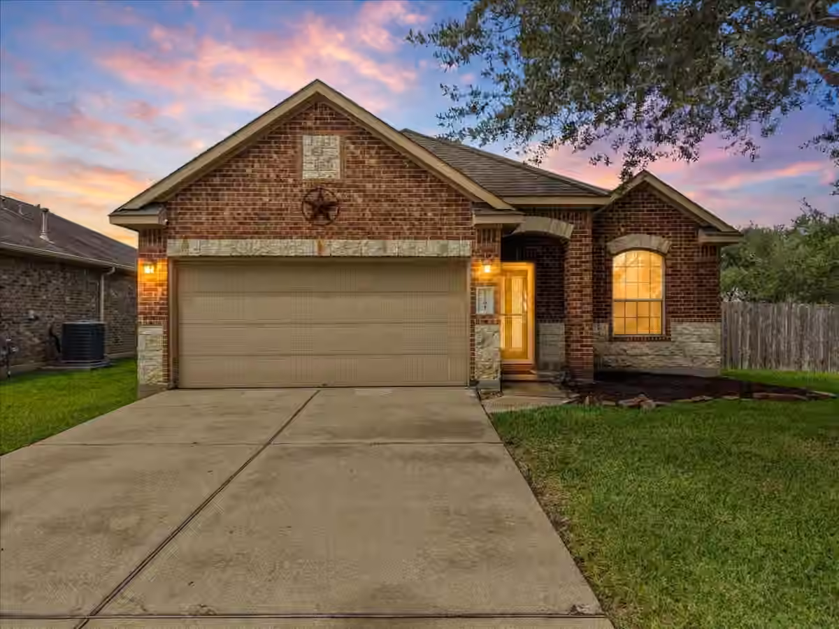 Photo of 3204 Granite Gate Lane, League City, TX 77539