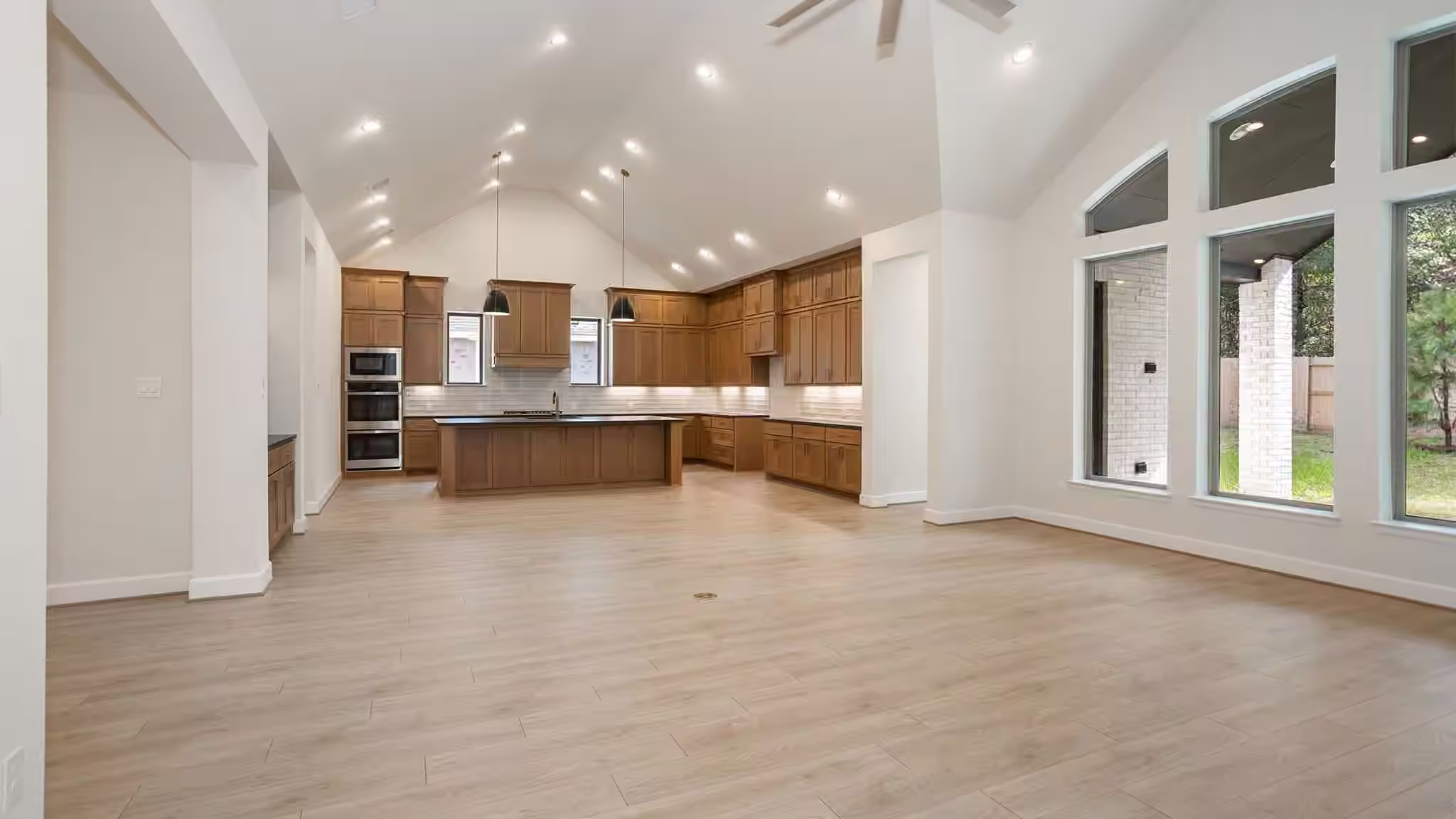 Photo 7 of 156 Jubilee Meadow Drive, Willis, TX