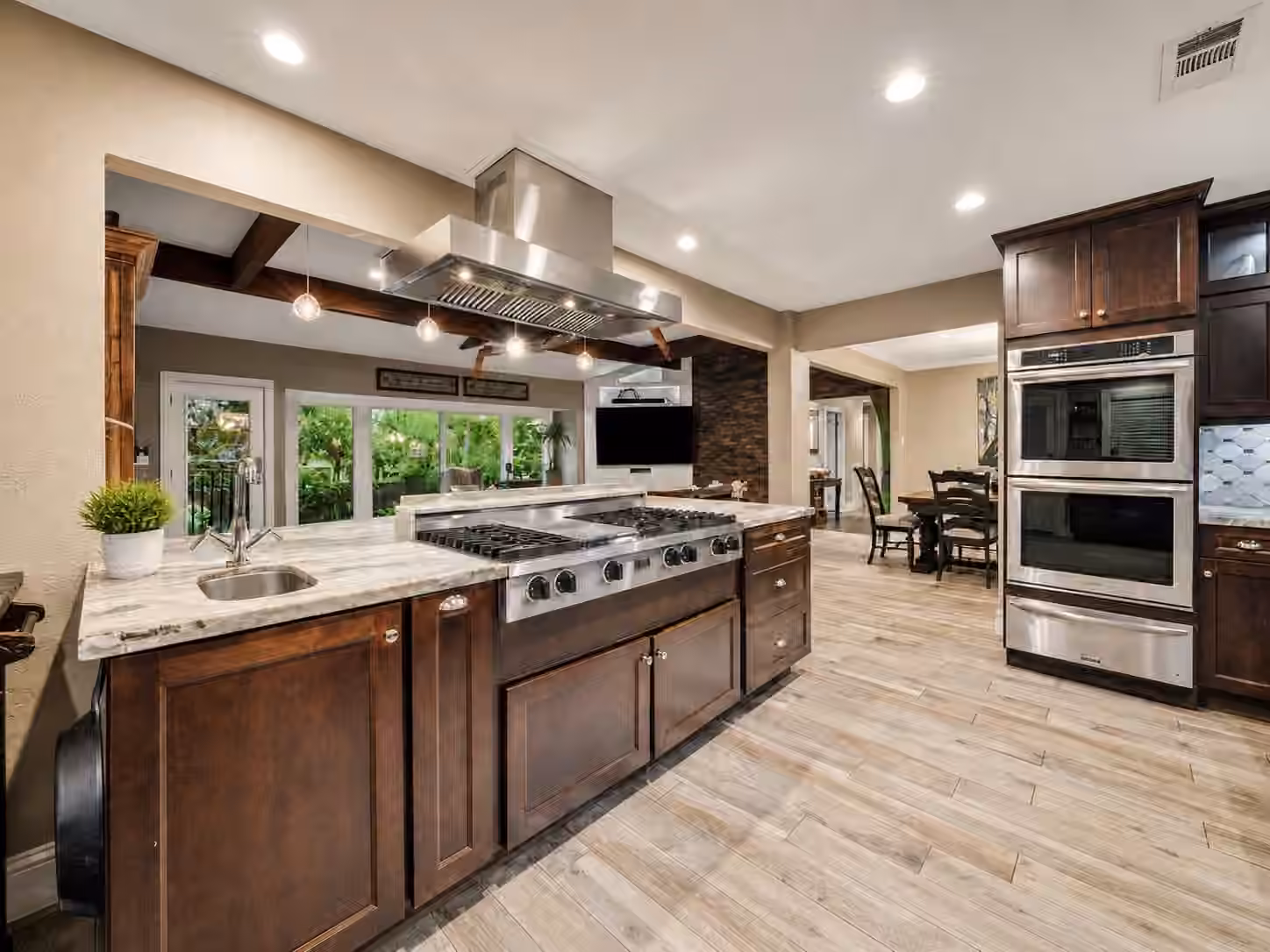Photo of 5 Tree Frog Drive, Houston, TX 77074