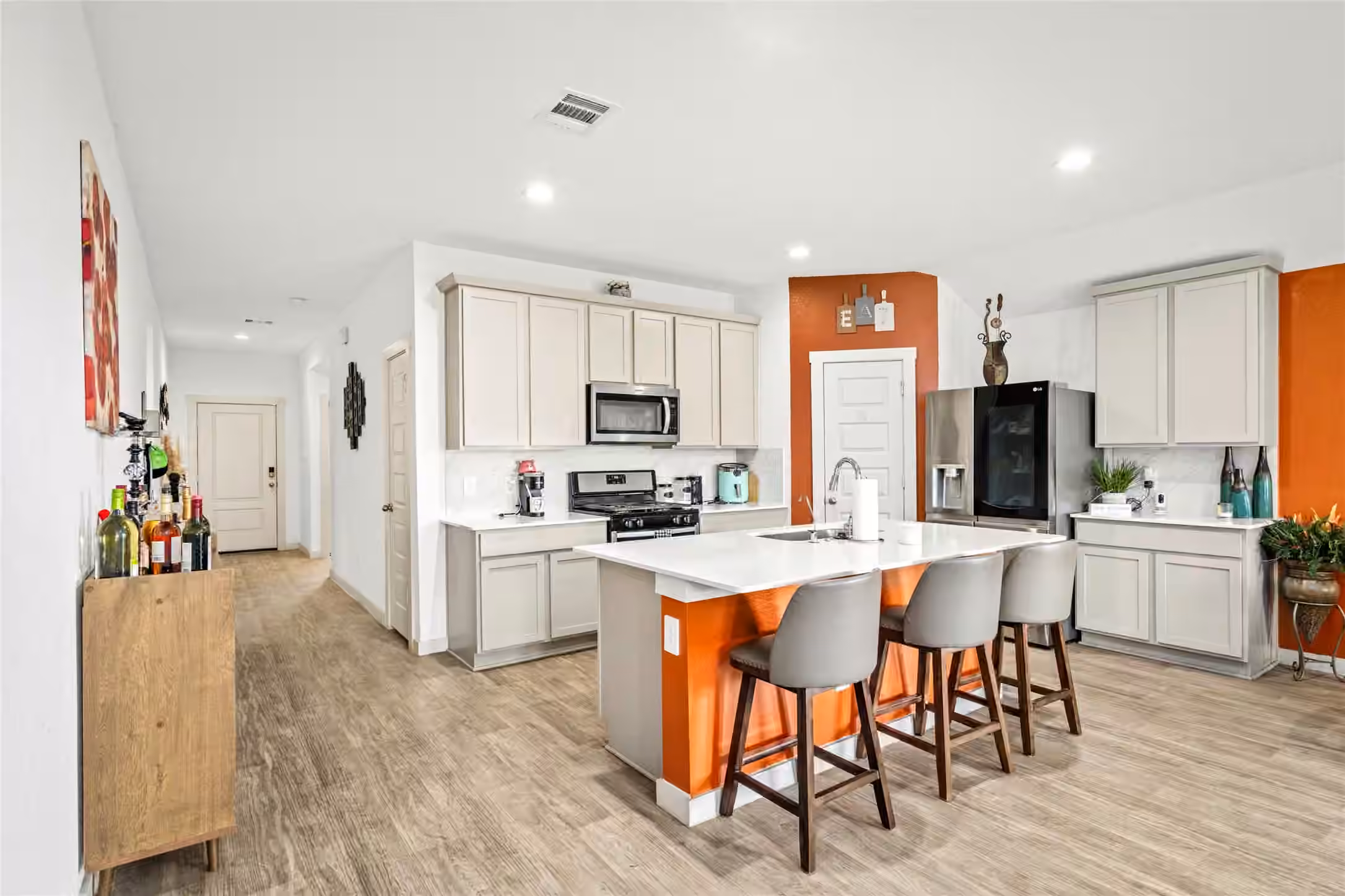 Photo 2 of 8110 Milam Lane, Rosharon, TX