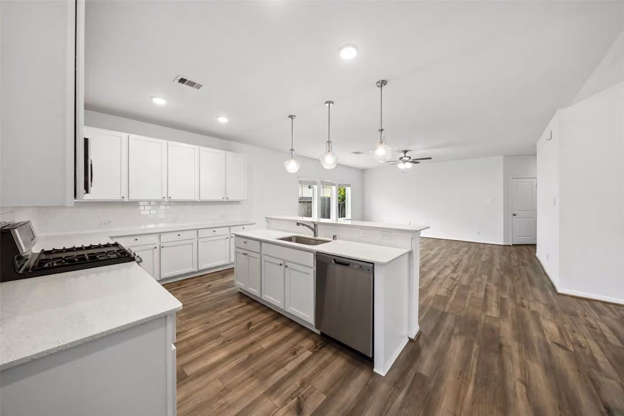 Photo of 15218 White Moss Drive, New Caney, TX 77357