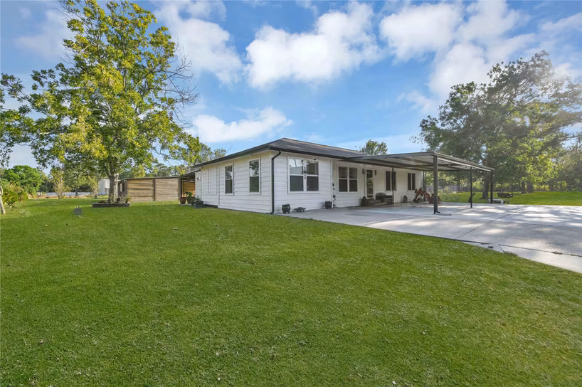Photo 5 of 16326 Bear Bayou Drive, Channelview, TX