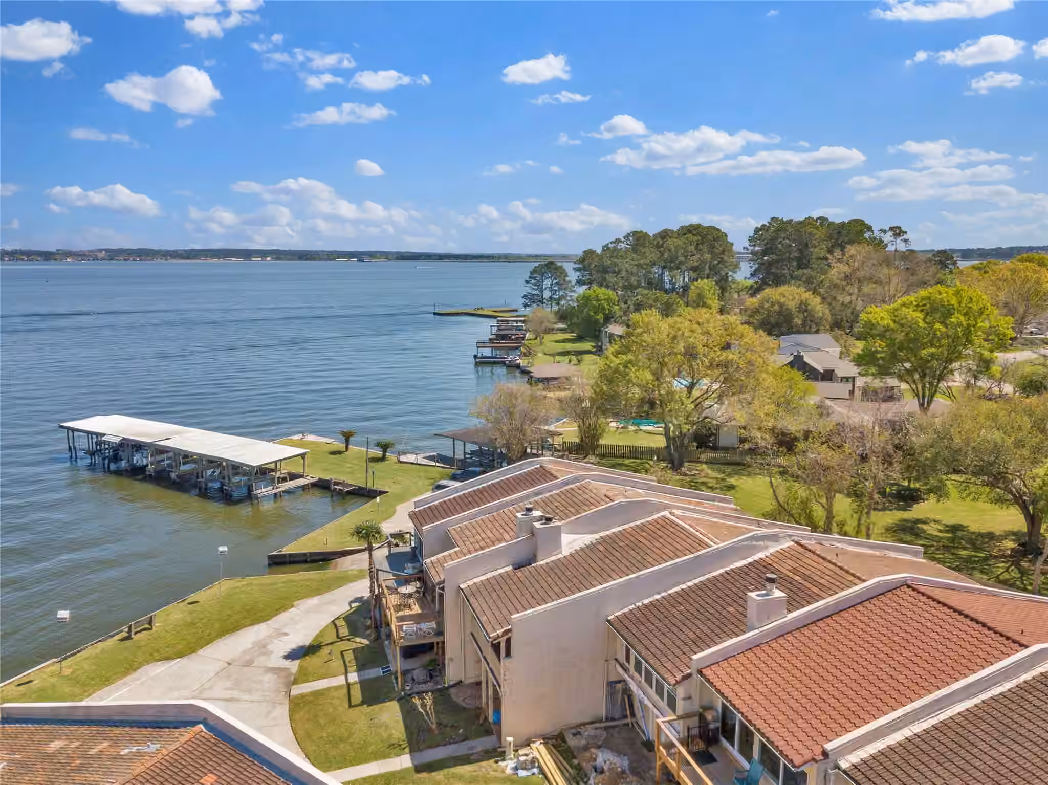 Photo of 35 Regency Point, Montgomery, TX 77356