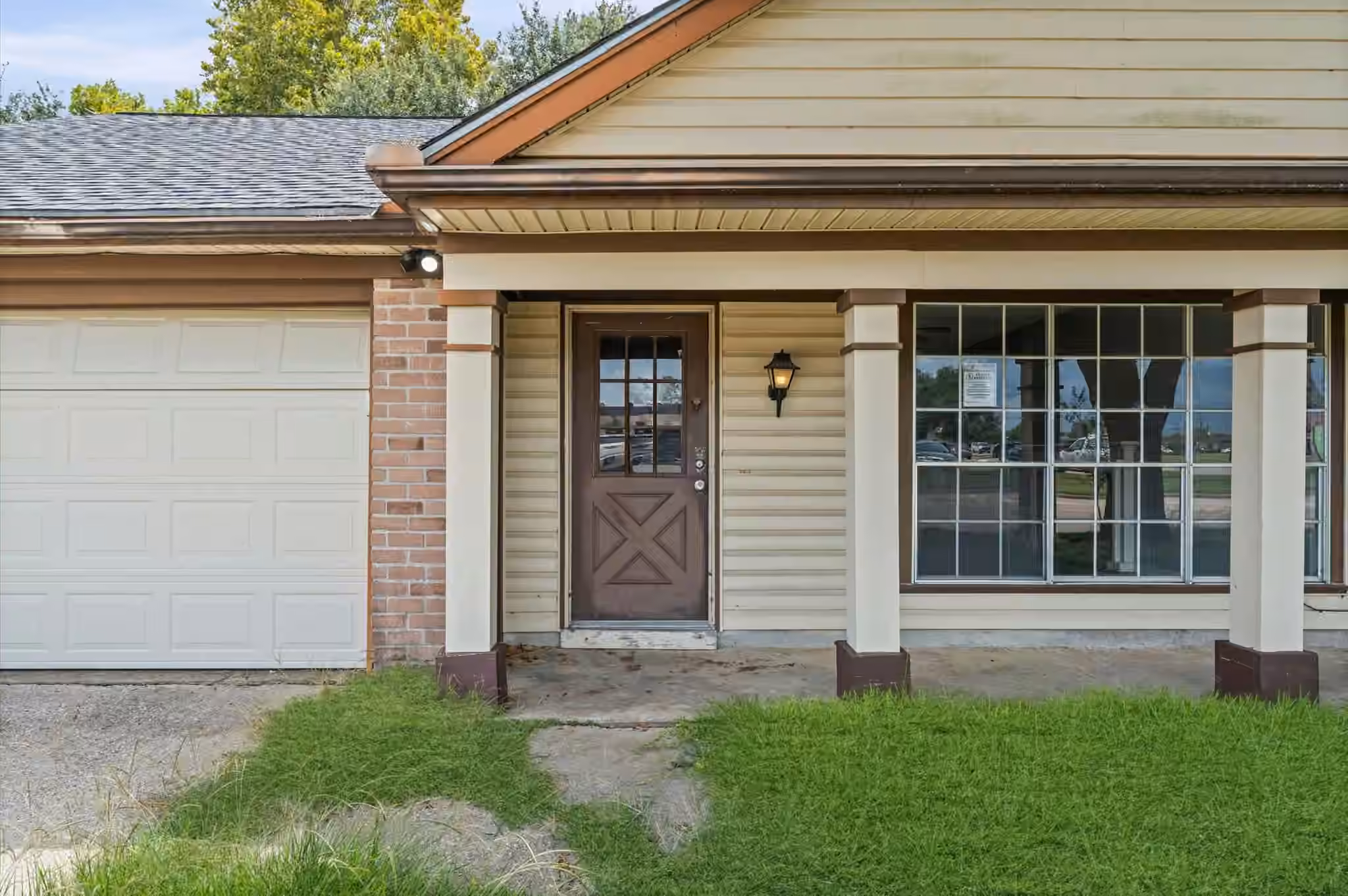 Photo 5 of 2430 Shady Bend Drive, Pearland, TX