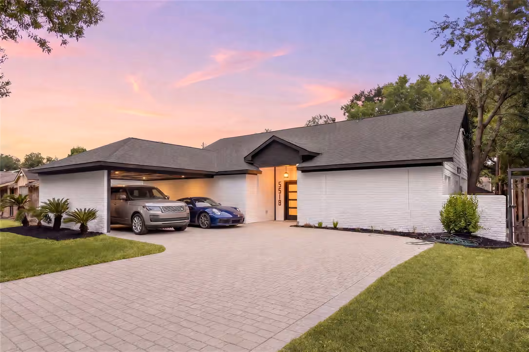 Photo of 5518 Beechnut Street, Houston, TX 77096