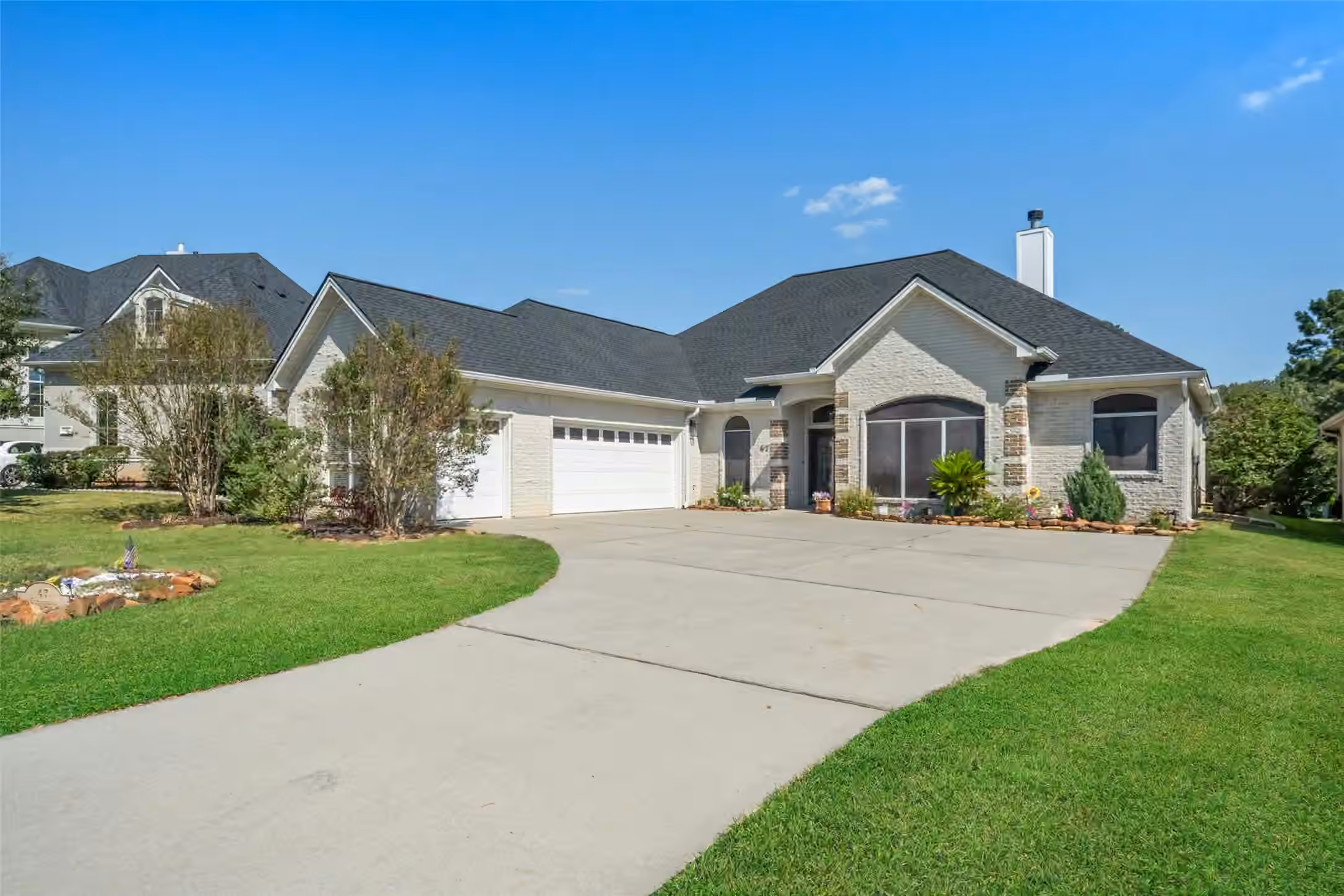 Photo 3 of 47 Cloverdale Court, Montgomery, TX