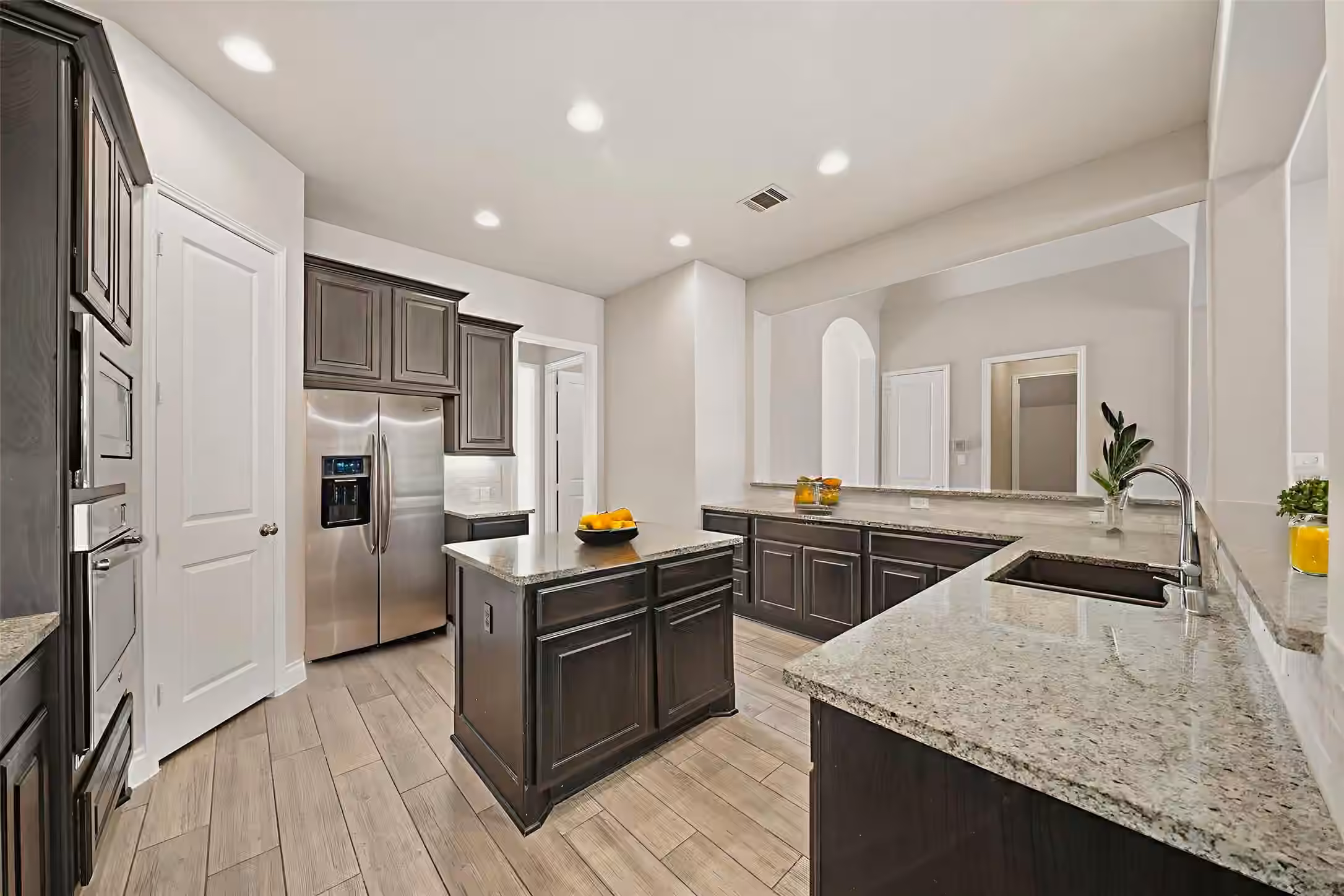 Photo 5 of 6406 Kingston Valley Trail, Katy, TX