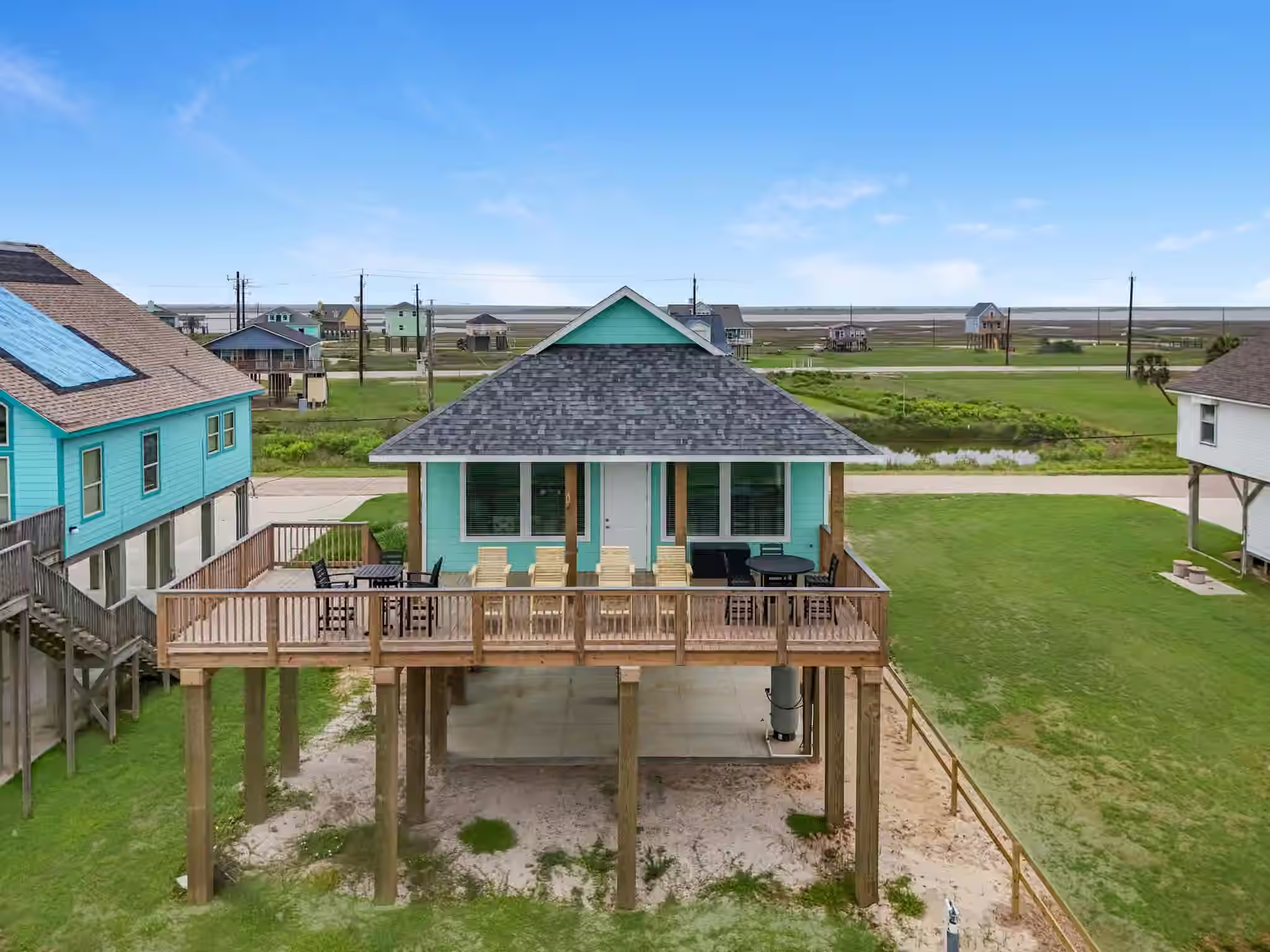 Photo of 4723 Bluewater Drive, Freeport, TX