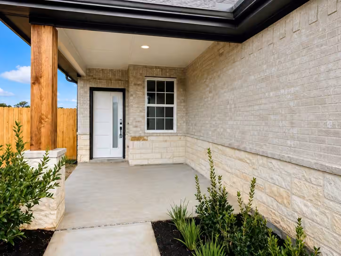 Photo 2 of 2956 Garzita Court, Wharton, TX