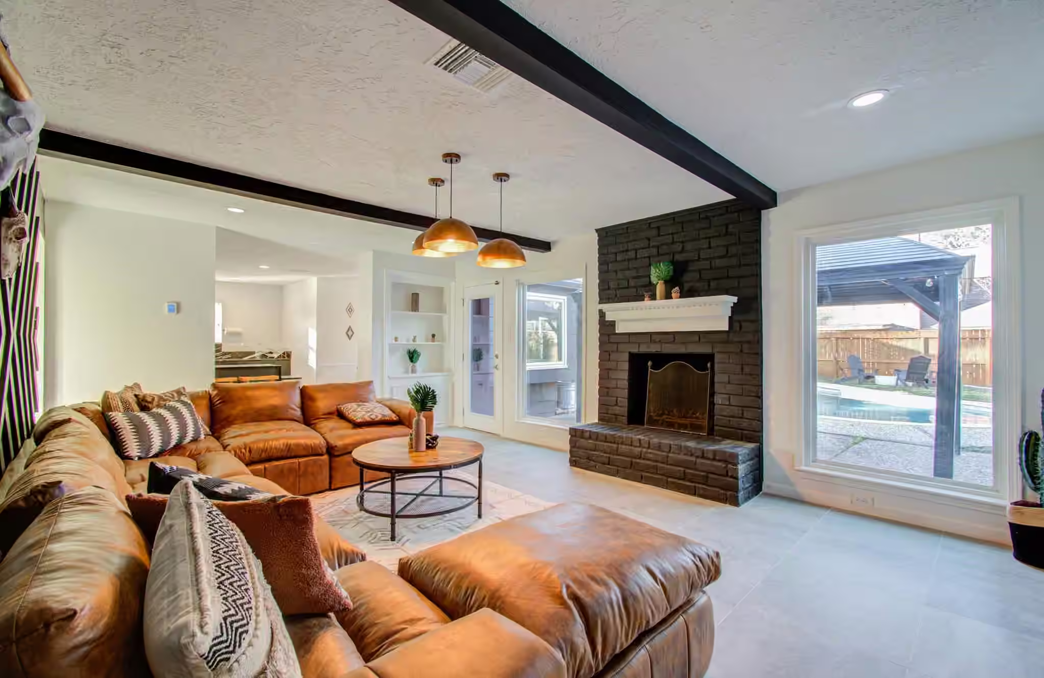 Photo 2 of 9614 Springmont Drive, Houston, TX