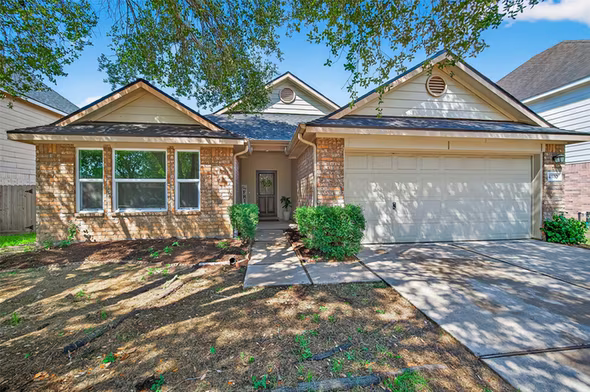 Photo of 4630 Twisting Road, Houston, TX