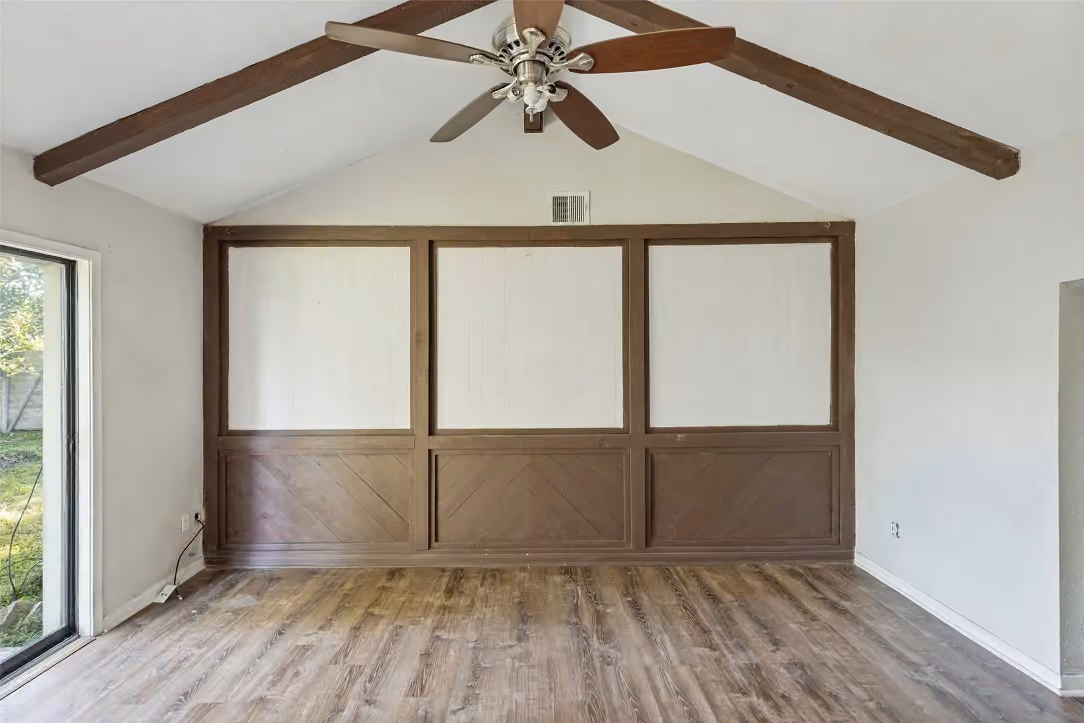 Photo 2 of 12307 Barbizon Drive, Houston, TX