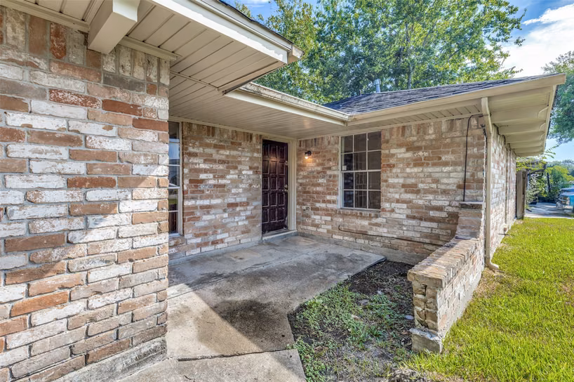 Photo 4 of 12307 Barbizon Drive, Houston, TX