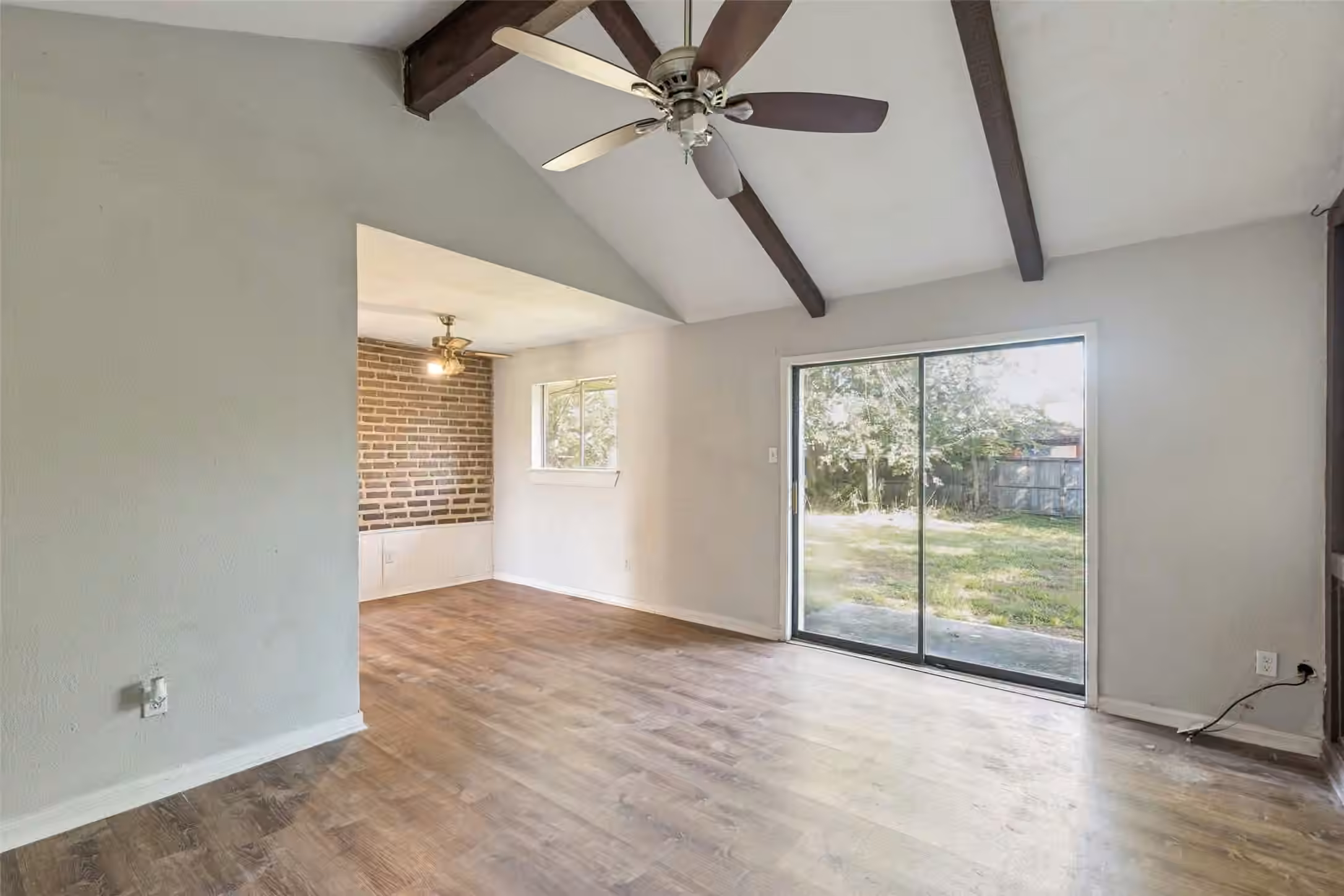 Photo 6 of 12307 Barbizon Drive, Houston, TX